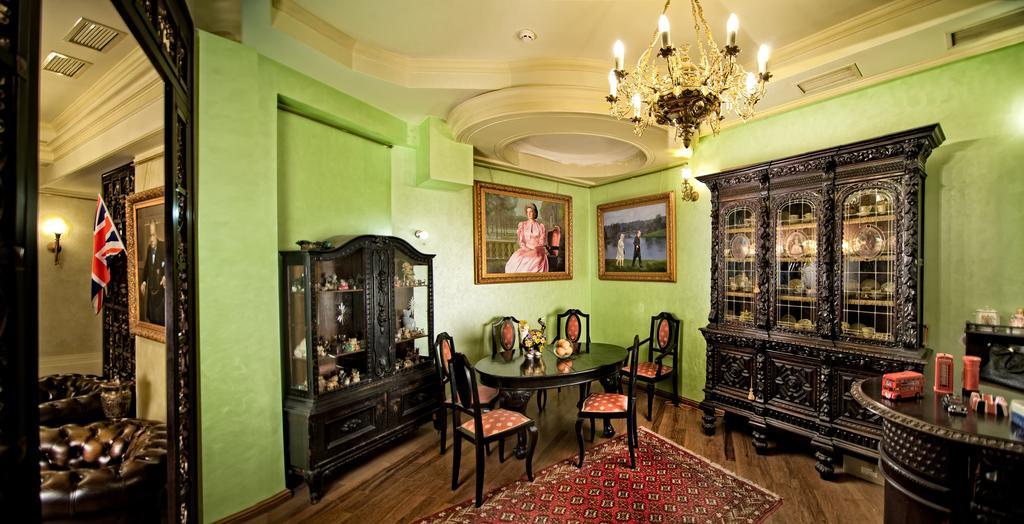 Hotel British Club Lviv Extérieur photo